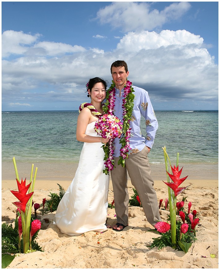 wedding couple in a flower circle